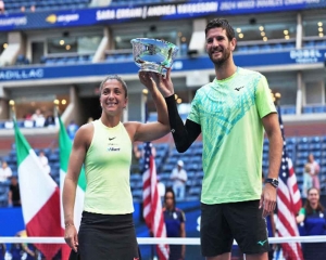Errani and Vavassori win US Open mixed doubles title in Young’s final match before retiring